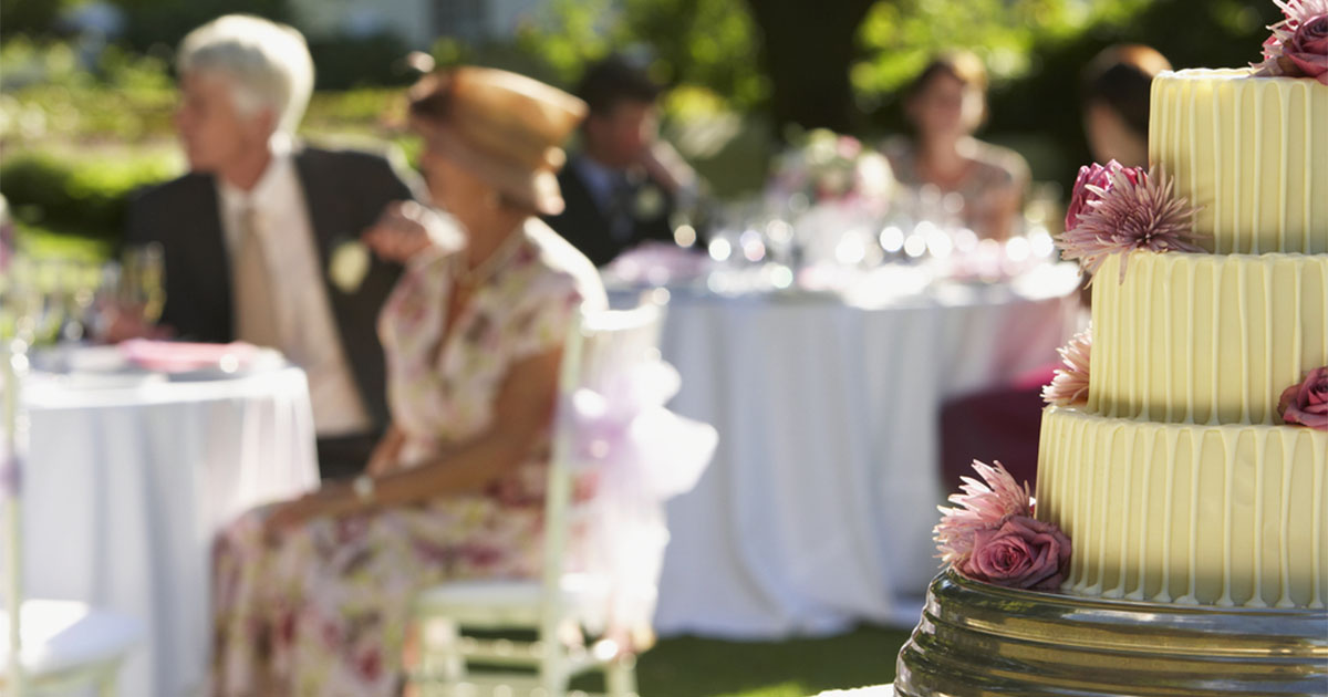 Woman sends list of rules to wedding guests – soon a lot of them start cancelling